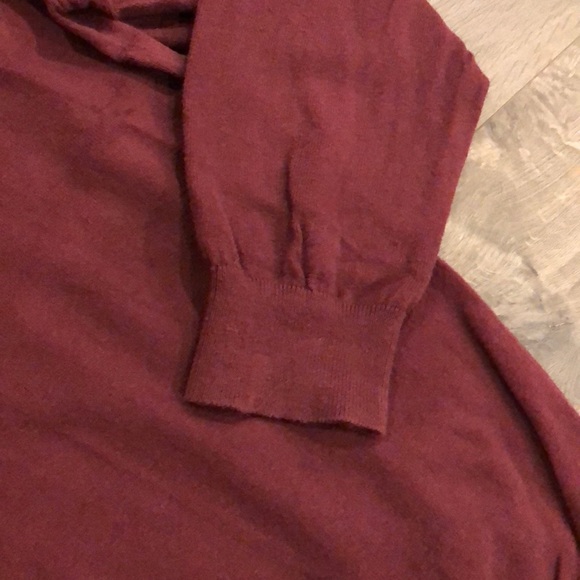L.L. Bean Sweater Size XL Burgundy 1/4 zip - Picture 4 of 4